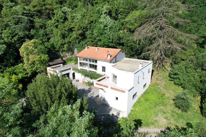 Image No.1-6 Bed House for sale