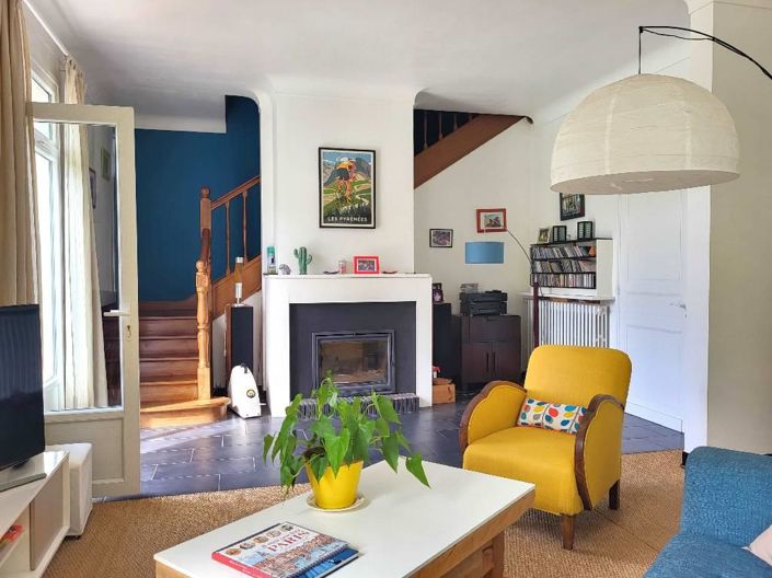 Image No.2-5 Bed House for sale