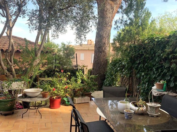 Image No.1-Appartement de 2 chambres à vendre à Grimaud