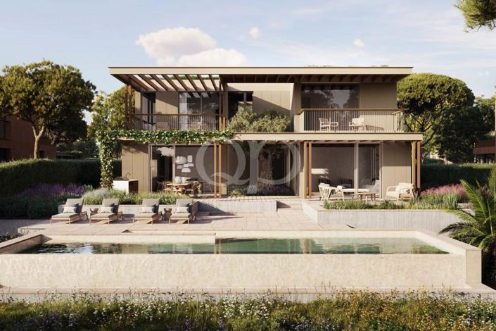 Image No.1-4 Bed House for sale
