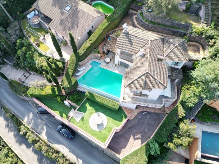 Image No.10-3 Bed House for sale