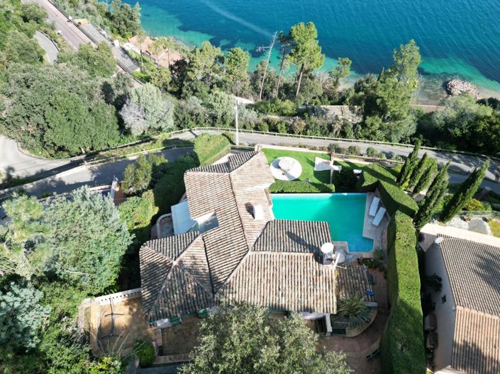 Image No.8-3 Bed House for sale