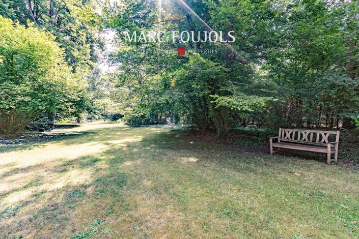 Image No.11-6 Bed House for sale