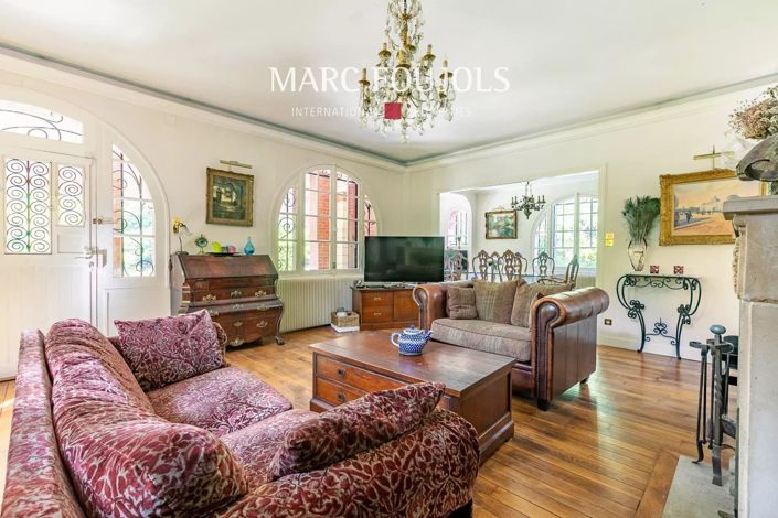 Image No.12-6 Bed House for sale