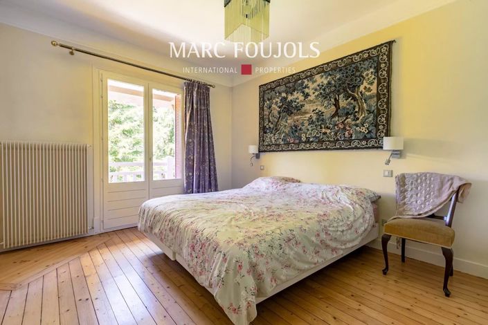 Image No.16-6 Bed House for sale