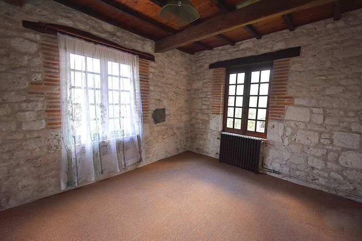 Image No.11-3 Bed House for sale