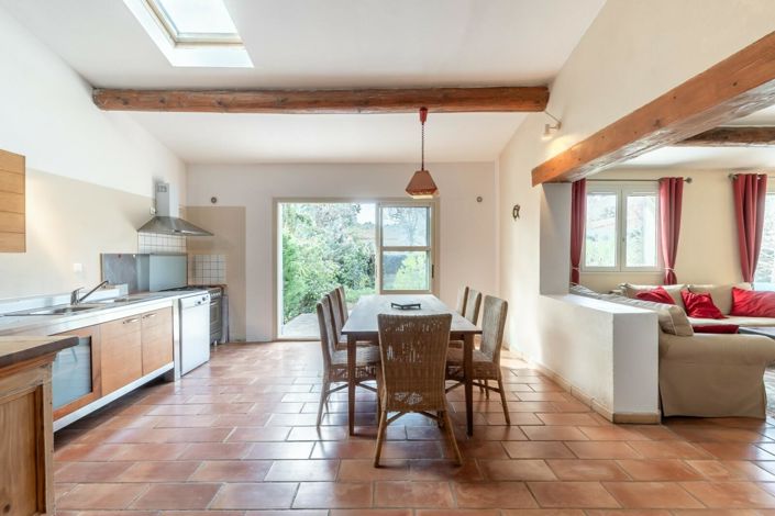 Image No.1-3 Bed House for sale