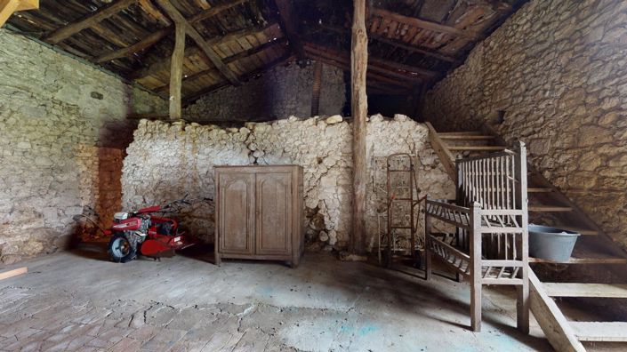 Image No.17-4 Bed House for sale