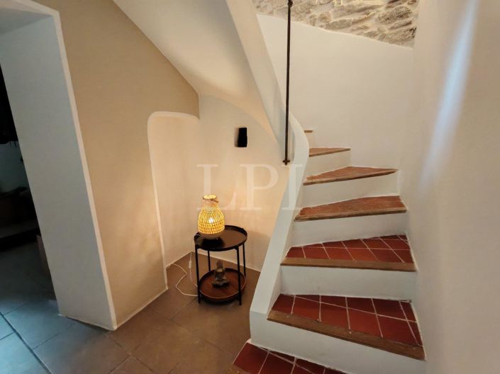 Image No.4-Maison de 2 chambres à vendre à Goult