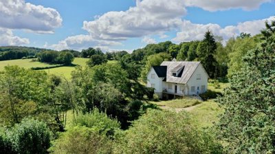 1 - Yonne, House