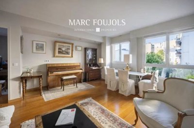 1 - Paris, Appartement
