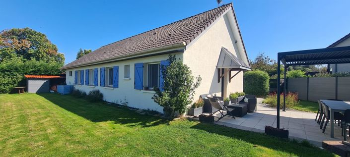 Image No.1-4 Bed House for sale