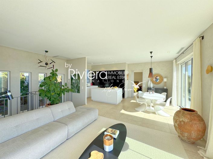 Image No.10-4 Bed House for sale