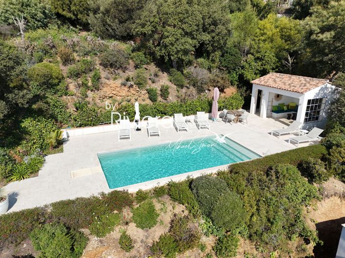 Image No.26-4 Bed House for sale