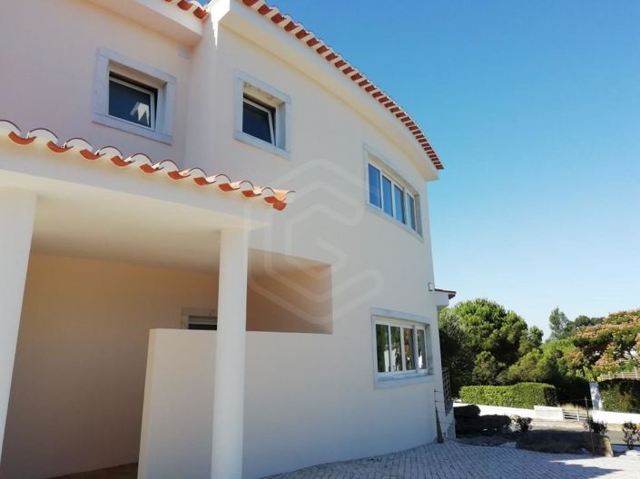 Image No.3-4 Bed House for sale