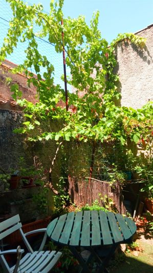Image No.1-2 Bed House for sale