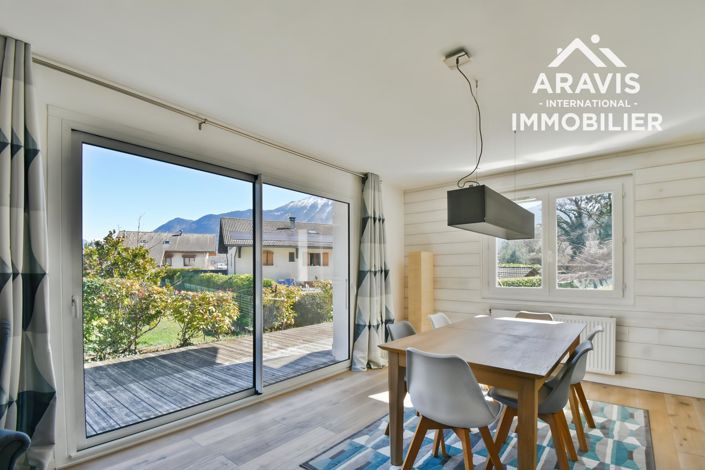 Image No.3-5 Bed House for sale