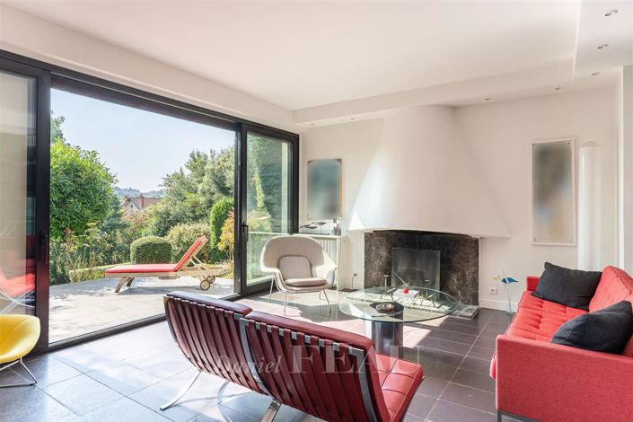 Image No.4-5 Bed House for sale