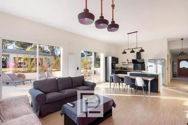 Image No.18-Maison de 9 chambres à vendre à Valbonne