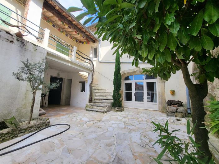 Image No.1-4 Bed House for sale