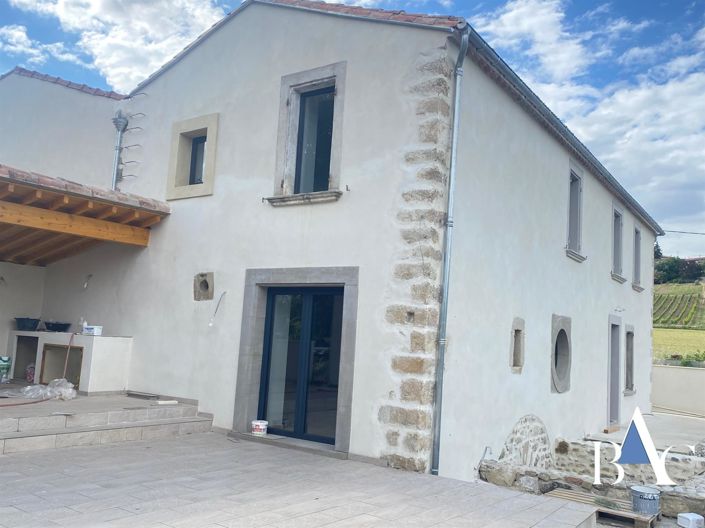 Image No.1-3 Bed House for sale