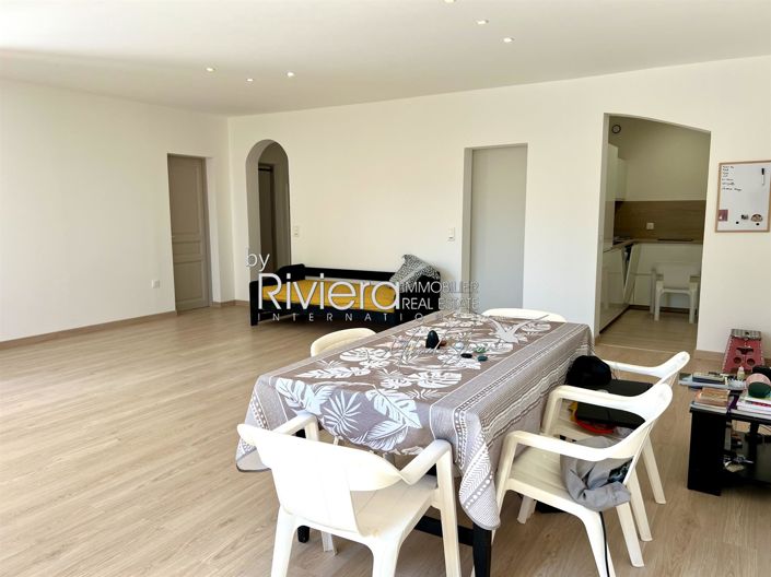 Image No.20-2 Bed Apartment for sale