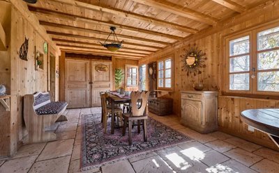 1 - Oye-et-Pallet, Maison