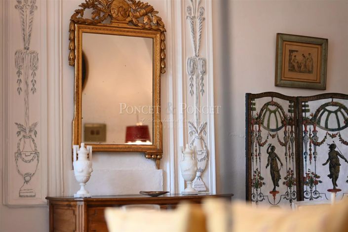 Image No.12-8 Bed House for sale