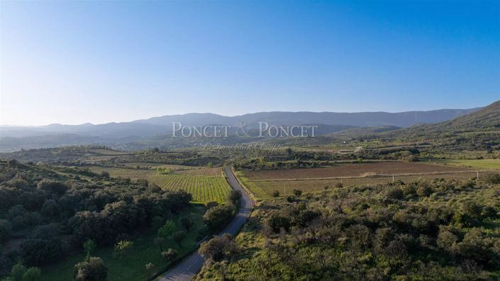 Image No.5-8 Bed House for sale