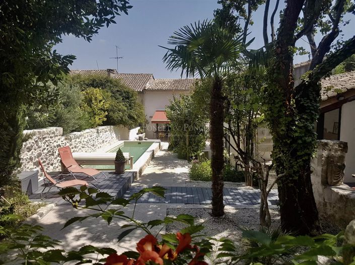 Image No.1-7 Bed House for sale