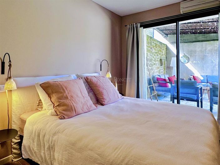 Image No.12-7 Bed House for sale