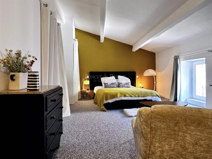 Image No.15-7 Bed House for sale