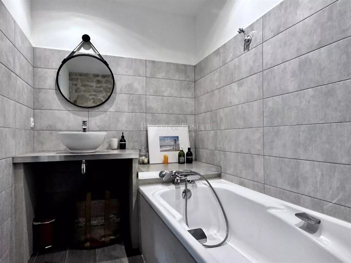 Image No.19-7 Bed House for sale