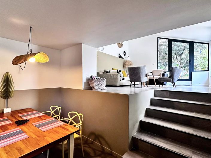 Image No.21-7 Bed House for sale