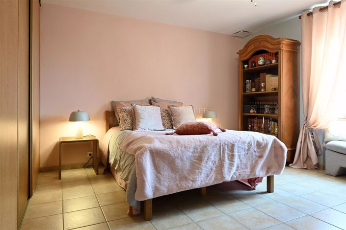 Image No.7-4 Bed House for sale