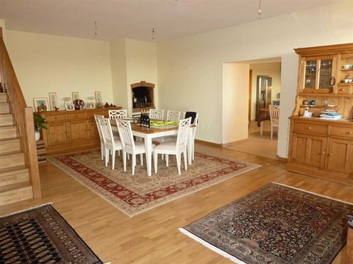 Image No.25-House for sale