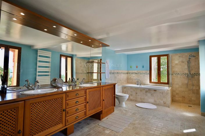 Image No.28-House for sale