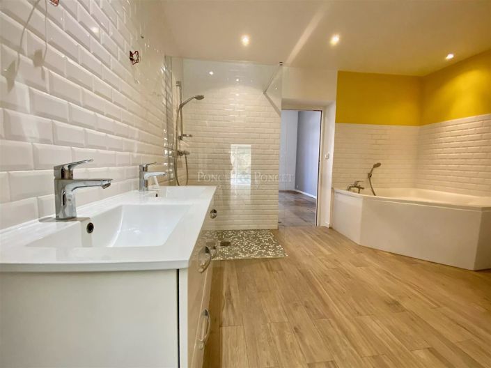 Image No.11-4 Bed Apartment for sale