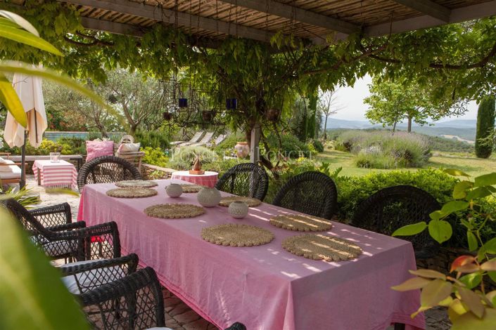 Image No.6-14 Bed House for sale