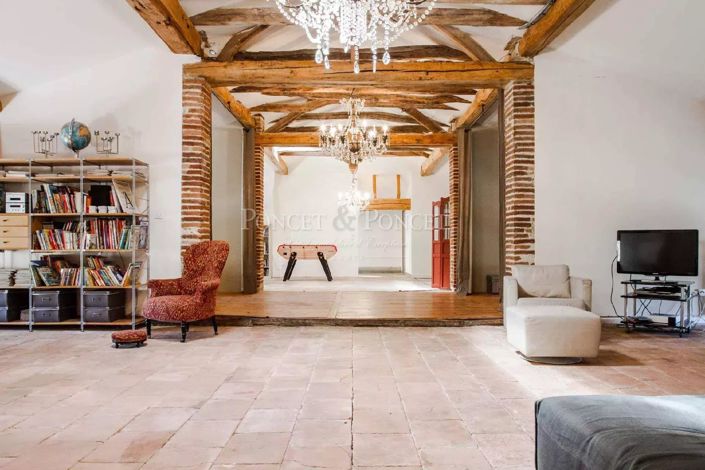 Image No.10-10 Bed House for sale