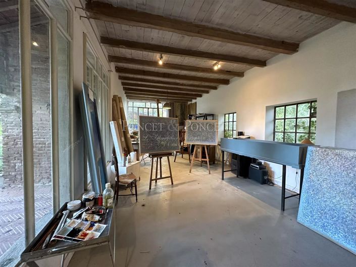 Image No.12-10 Bed House for sale