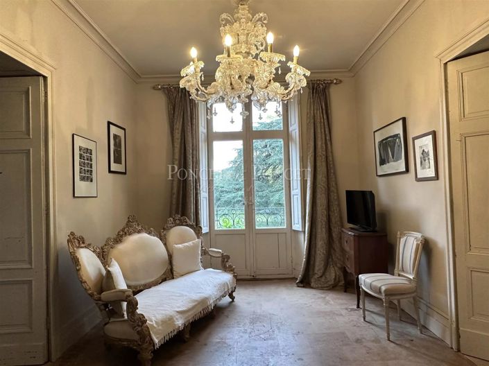 Image No.18-10 Bed House for sale