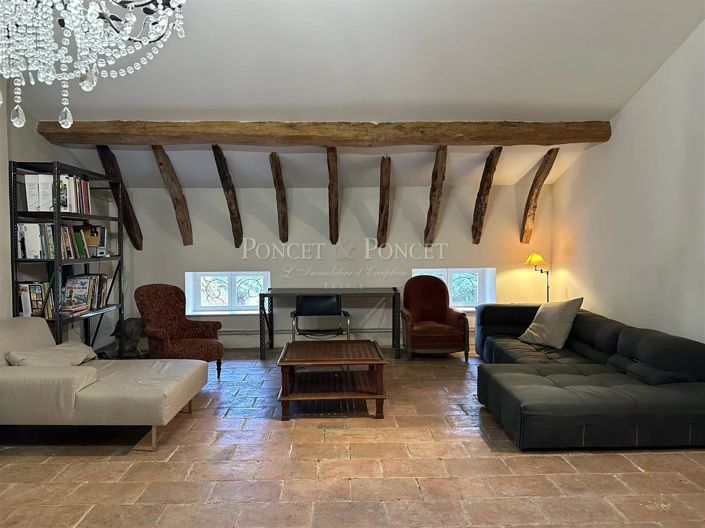 Image No.20-10 Bed House for sale