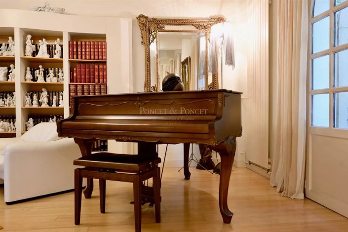 Image No.13-6 Bed House for sale