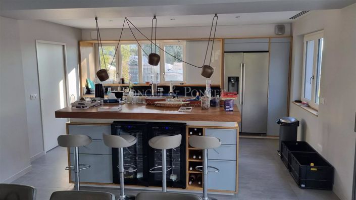 Image No.8-House for sale