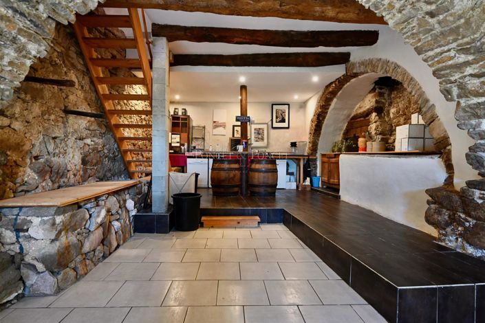 Image No.11-10 Bed House for sale