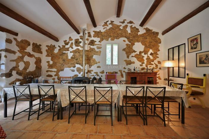 Image No.18-10 Bed House for sale