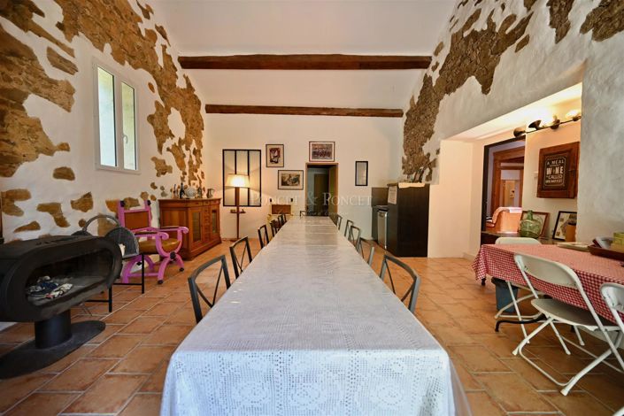 Image No.19-10 Bed House for sale