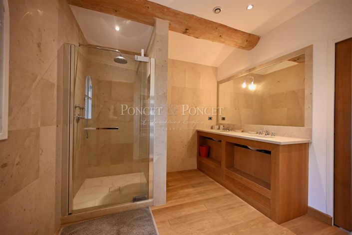 Image No.14-6 Bed House for sale