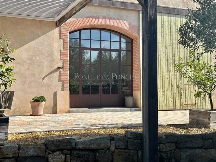 Image No.20-6 Bed House for sale